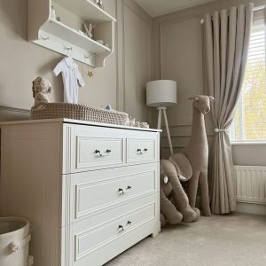 Commodes